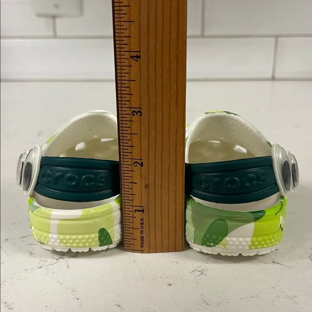 KIDS' CROCS TODDLER CLASSIC GLOW SLIME MONSTER CLOG Size 5 C